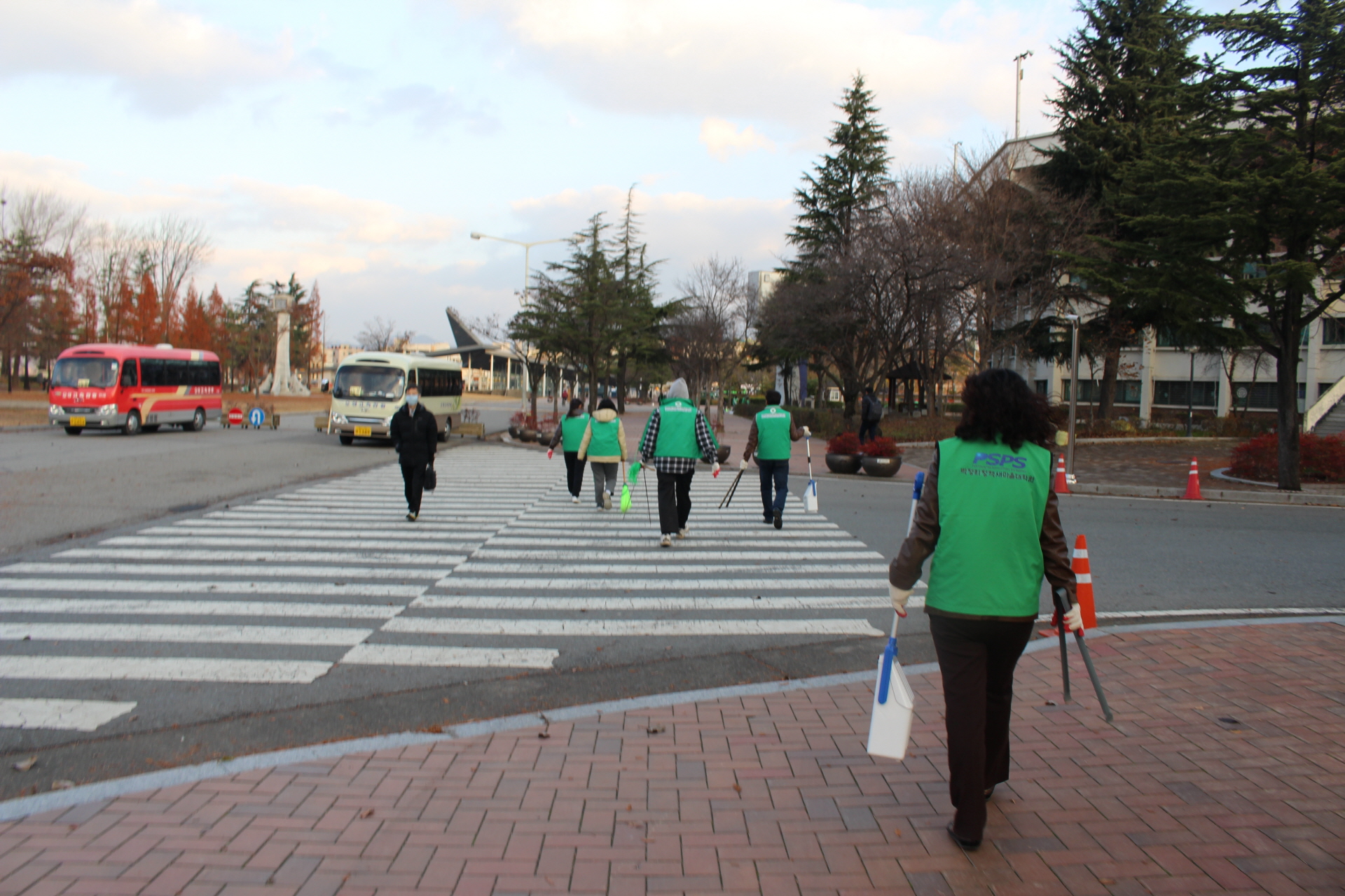 Saemaul Monthly Cleaning Campaign Dec 2014